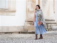 چگونه پارچه‌هایی از جنس‌های مختلف را در استایل زمستانی خود بکار ببریم؟